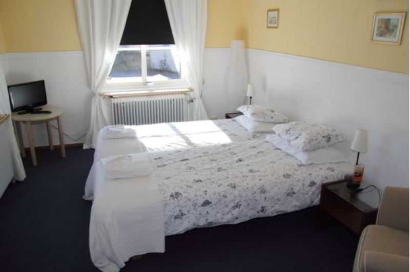 Hotel Perolofgarden Åsbro Esterno foto
